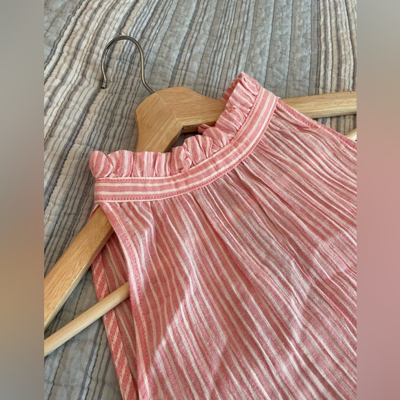 NWT!! Striped Rose and White color Sleeveless Halter Top, Universal Thread (XS) - Picture 2 of 13